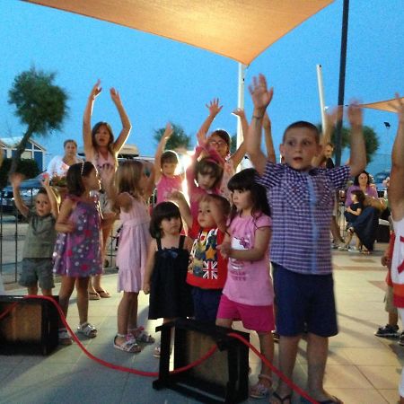 Miramare Inn Hotel Marotta Εξωτερικό φωτογραφία