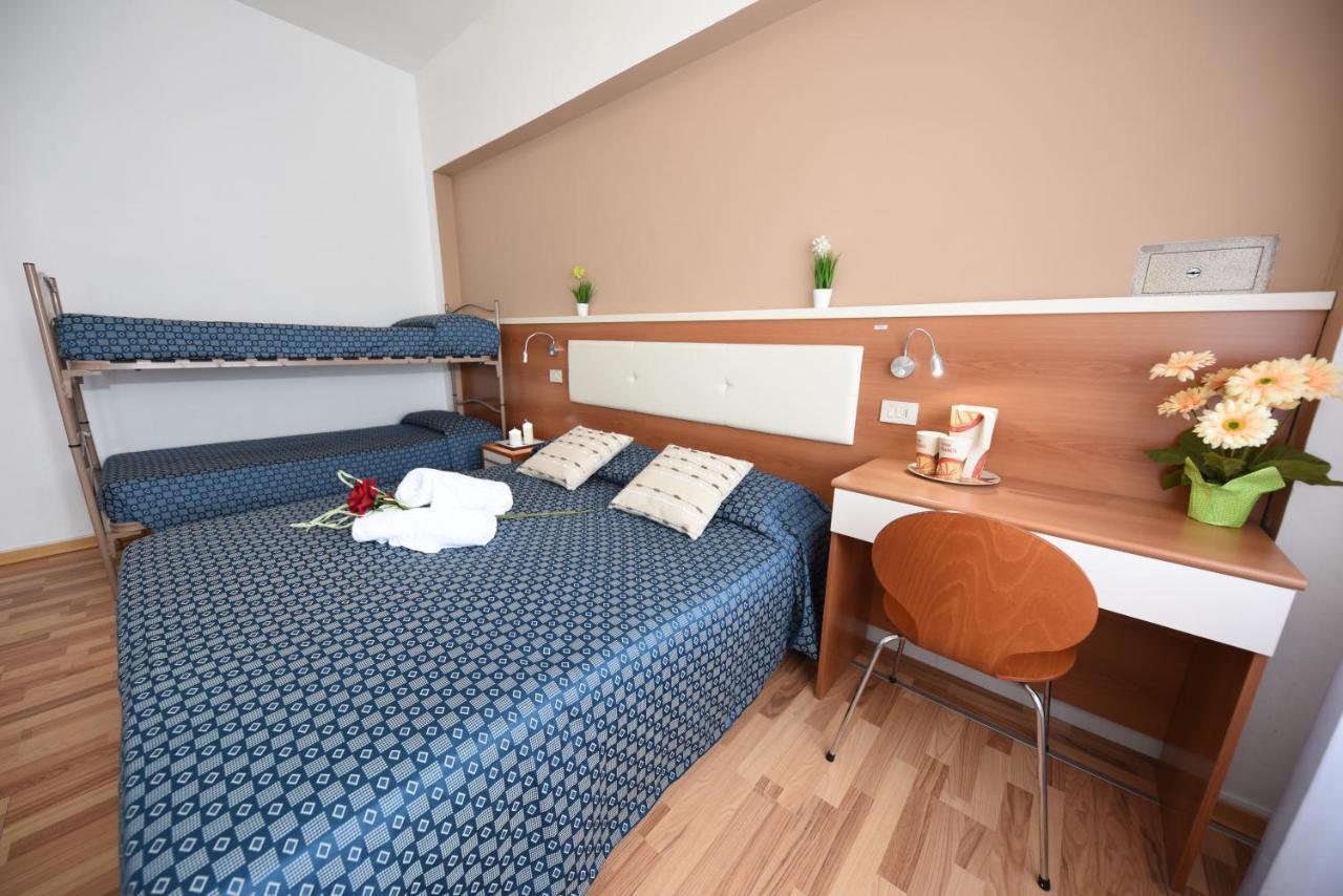 Miramare Inn Hotel Marotta Εξωτερικό φωτογραφία
